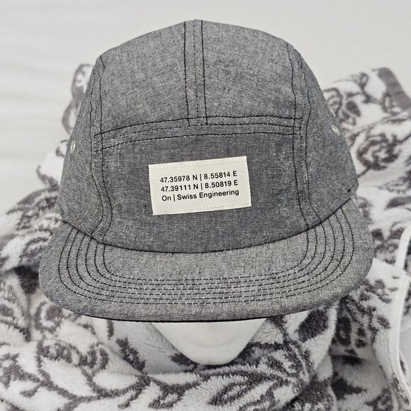 On Cloud Swiss Engineering 5 Panel Cap Grey Running Hat/Cap - Picture 1 of 13